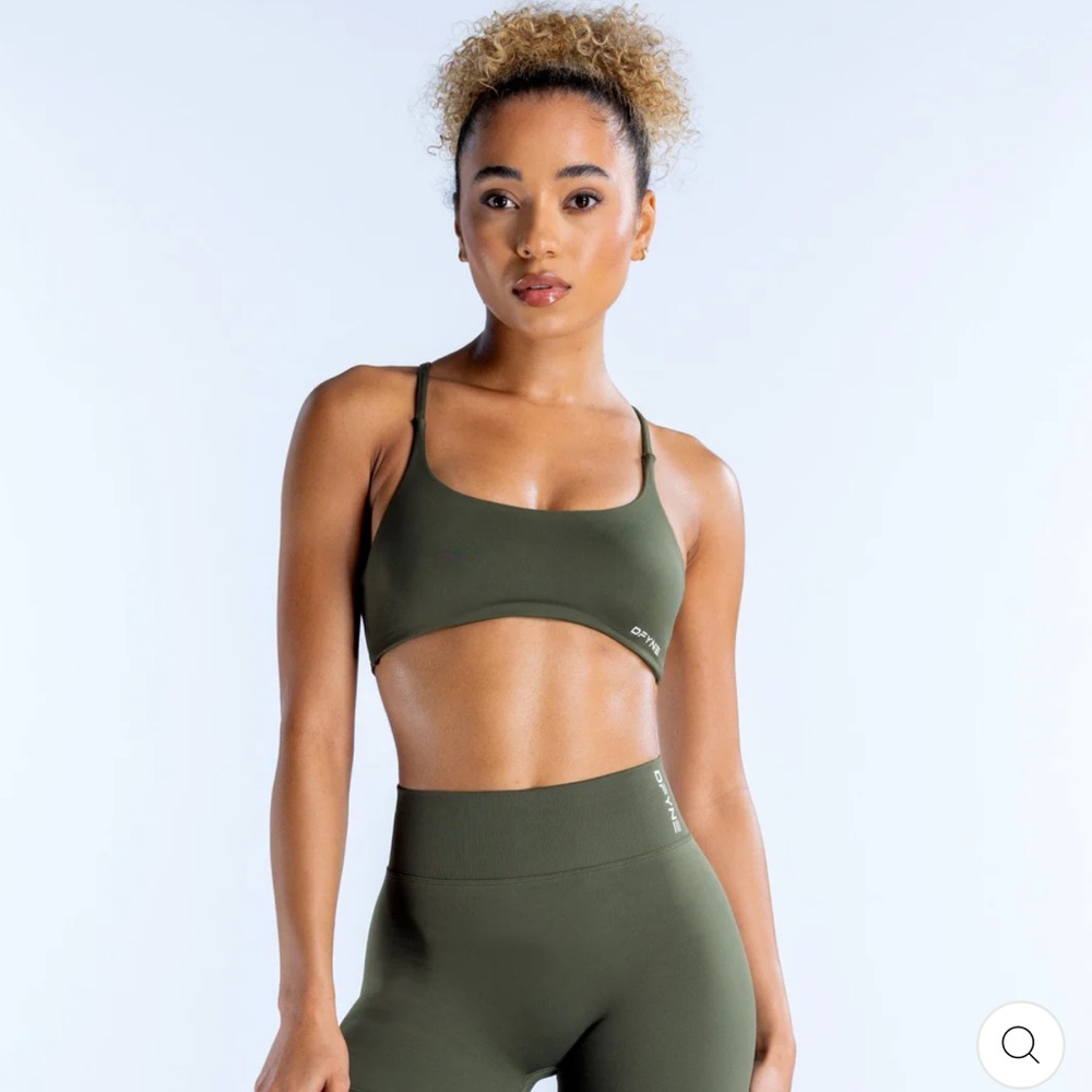 Pistachio Dynamic Sports Bra